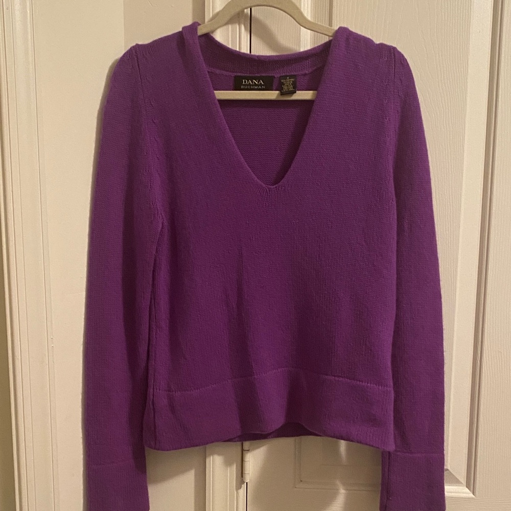 Dana Buchman Purple V-Neck Sweater